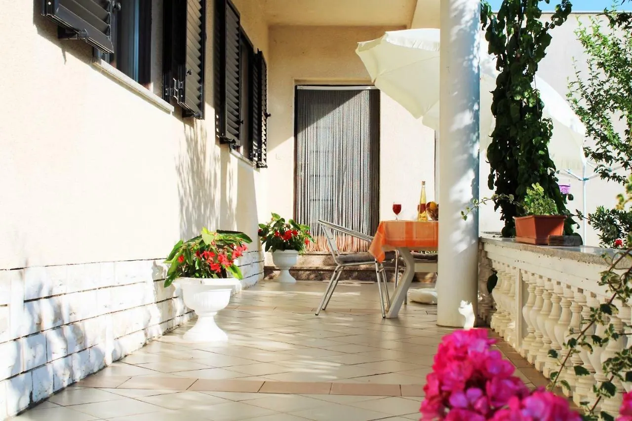 Studio Marija Pula 0*,  Croatia